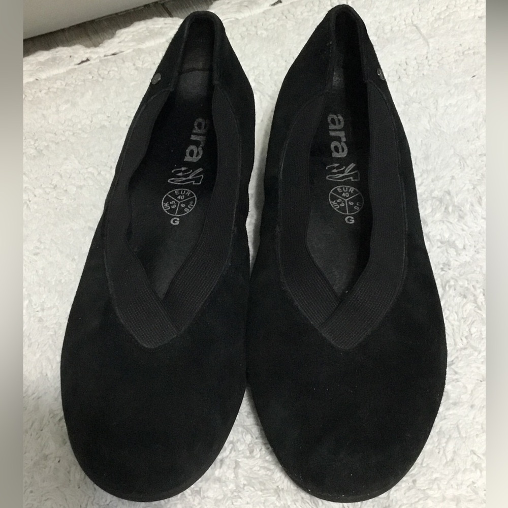ARA Black Suede Slip On Ballet Flats Shoe size 9